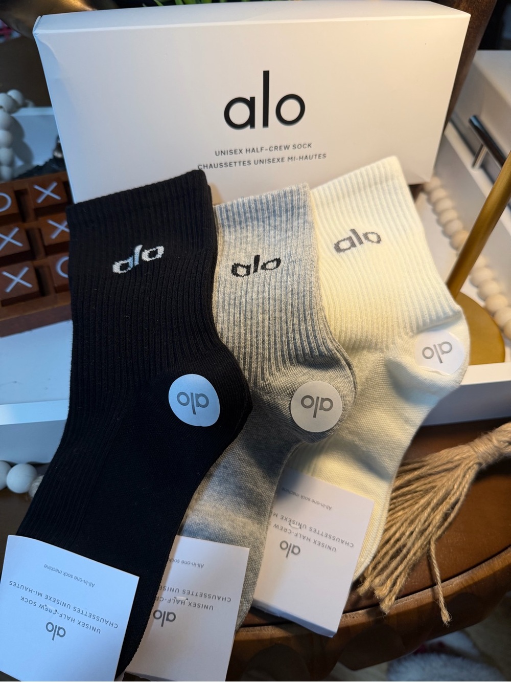ALO Yoga Men's 3-Pack Ribbed Crew Socks in Black, Gray, Cream